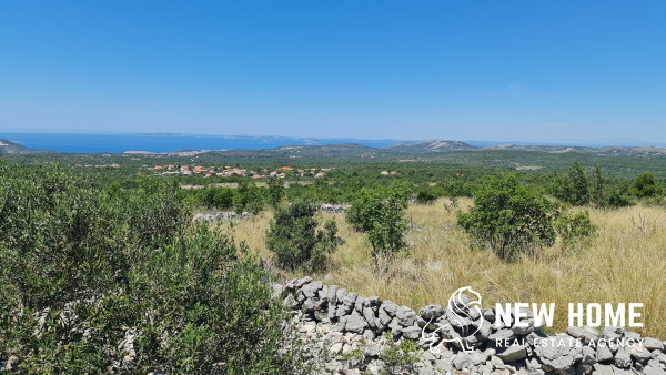 Poljoprivredno zemljište sa odličnim pogledom