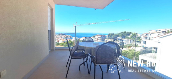 Primošten-Apartment with great view, close to the center and the beach!!