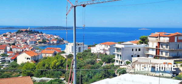 Primošten-Wohnung mit toller Aussicht in Strandnähe!!