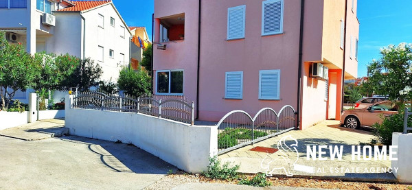 Vodice-Srima-Wohnung 100 m vom Strand entfernt